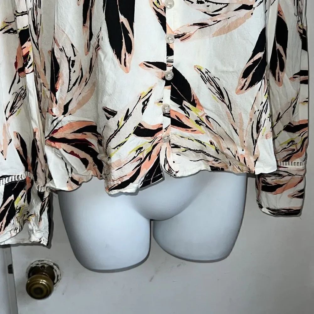 MAVEN WEST Luxe Soft Feather Pattern Blouse-M - Picture 3 of 8